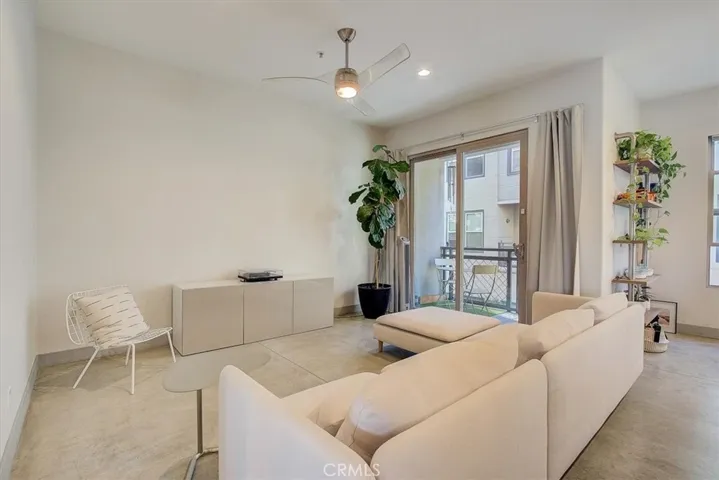 204 E 3rd Street, Santa Ana, California 92701
