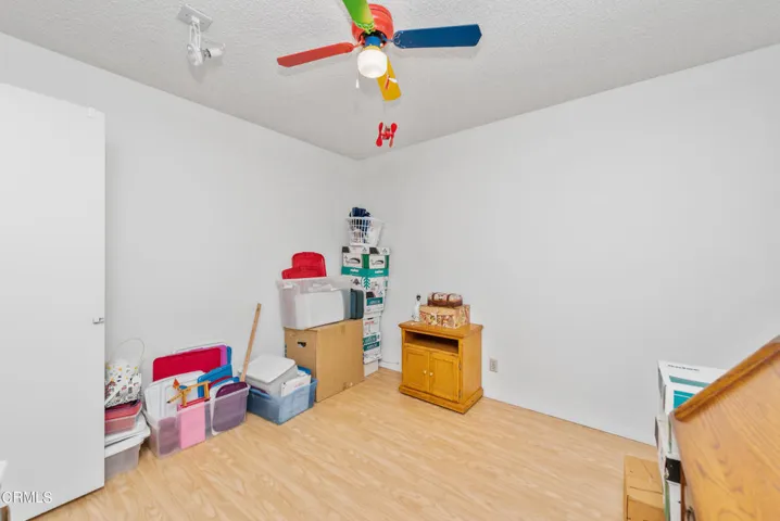 5215 E Meadowview Dr Camarillo-16