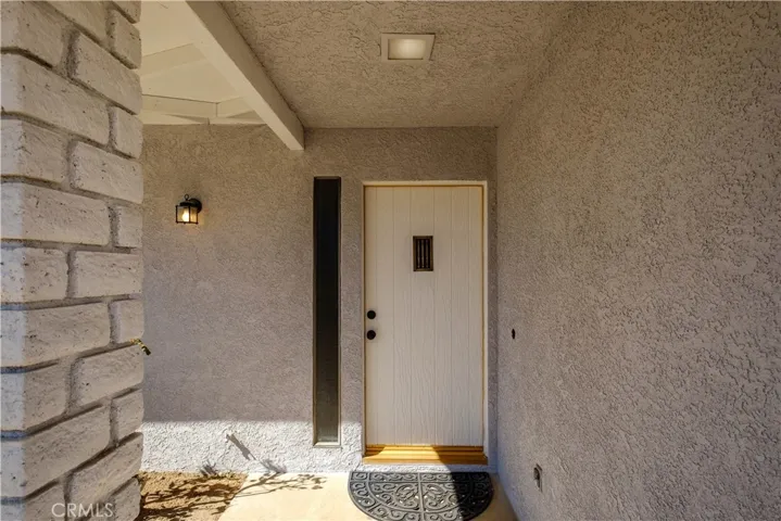 13944 Pamlico Road, Apple Valley, California 92307