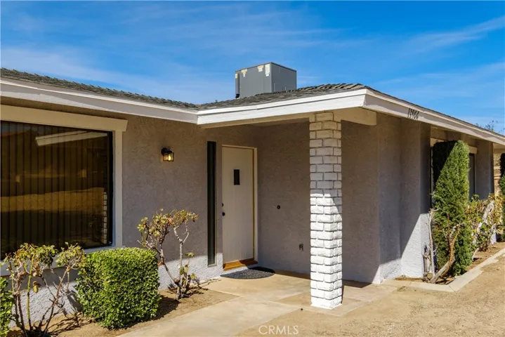 13944 Pamlico Road, Apple Valley, California 92307
