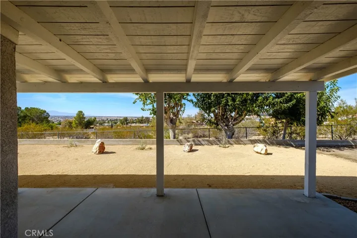 13944 Pamlico Road, Apple Valley, California 92307