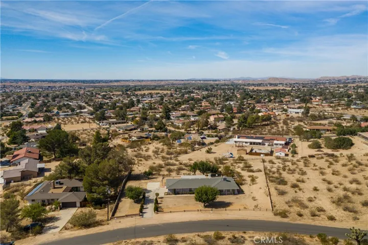 13944 Pamlico Road, Apple Valley, California 92307