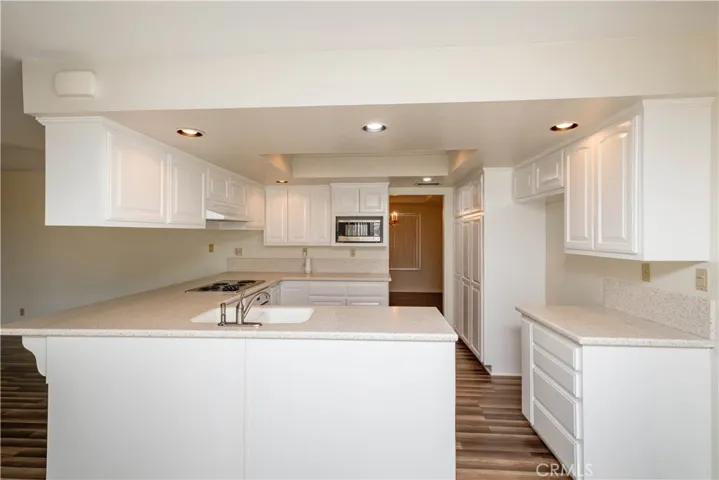 13944 Pamlico Road, Apple Valley, California 92307