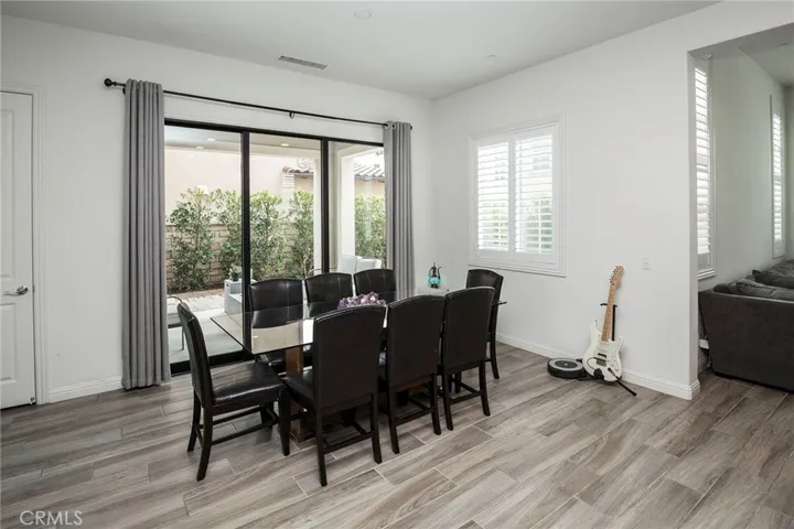 25 Lark, Lake Forest, California 92630