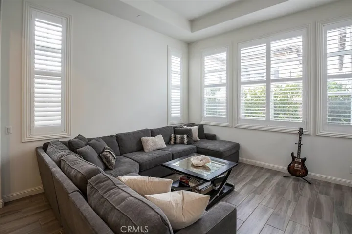 25 Lark, Lake Forest, California 92630