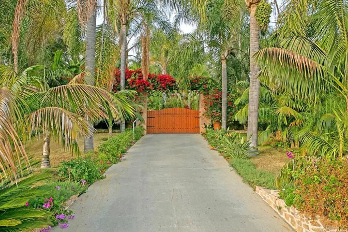 1703 Sienna Canyon Drive, Encinitas, California 92024