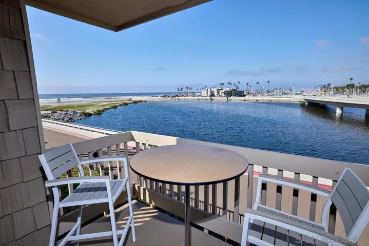 999 N Pacific St G22, Oceanside, California 92054
