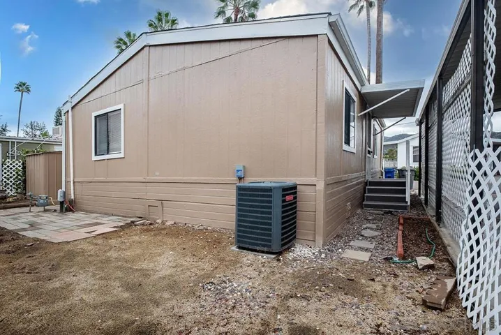 13594 Highway 8 Business 71, Lakeside, California 92040