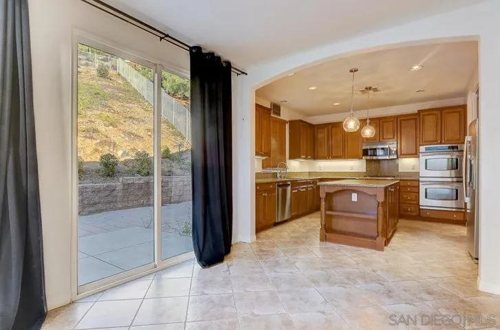 1094 Brightwood Dr, San Marcos, California 92078