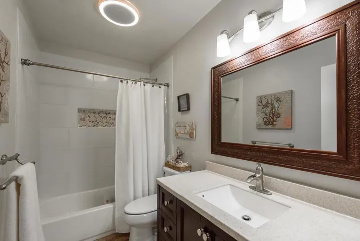 3552 Roselle Street, Oceanside, California 92056