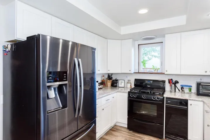 3552 Roselle Street, Oceanside, California 92056