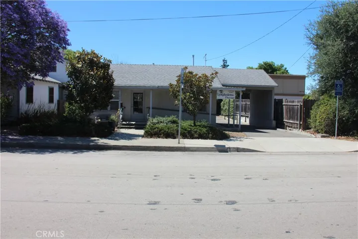 1061 Murray Avenue, San Luis Obispo, California 93405