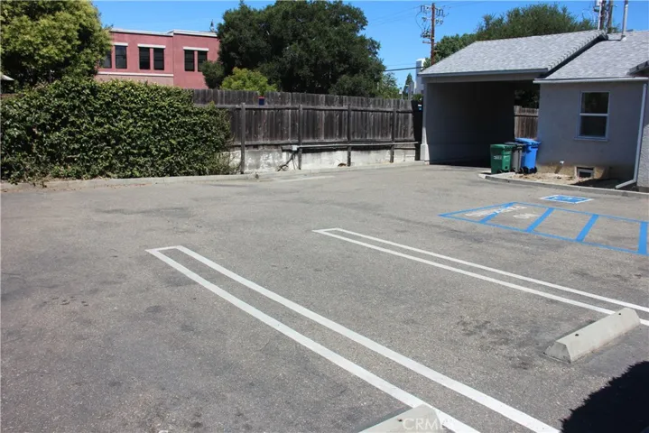 1061 Murray Avenue, San Luis Obispo, California 93405