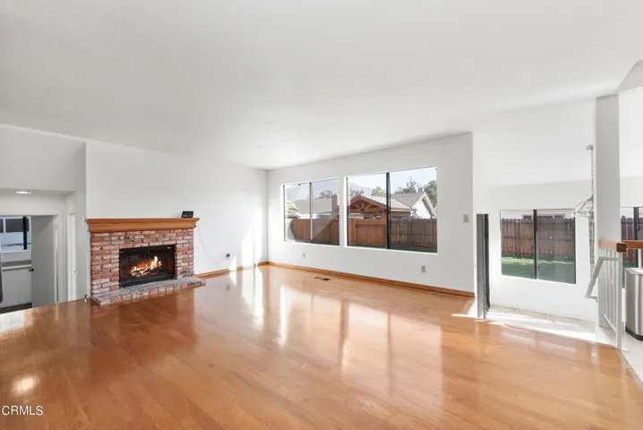 436 Appletree Ave Camarillo-8