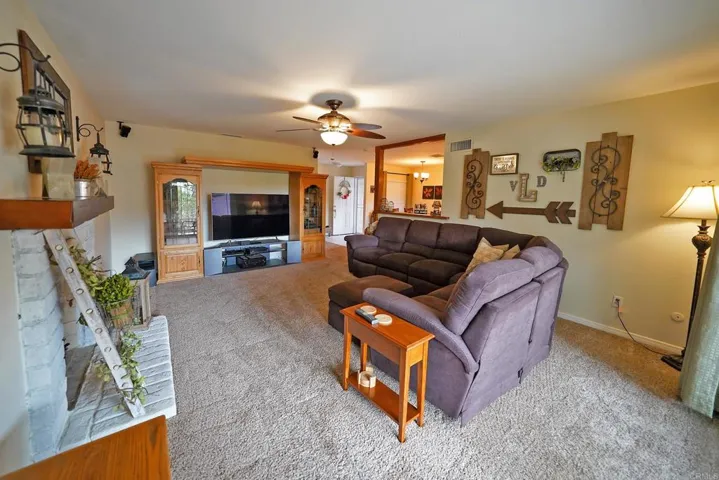 306 W Noakes Street, El Cajon, California 92019