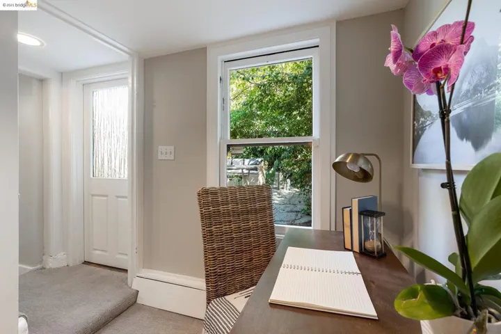 1633 Belvedere Ave, Berkeley, California 94702