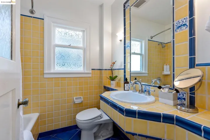 1633 Belvedere Ave, Berkeley, California 94702