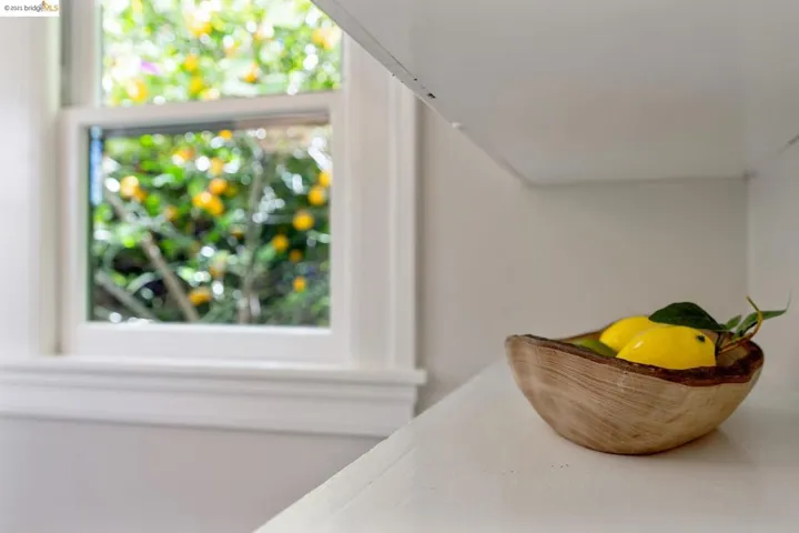 1633 Belvedere Ave, Berkeley, California 94702