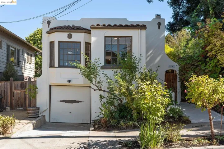 1633 Belvedere Ave, Berkeley, California 94702