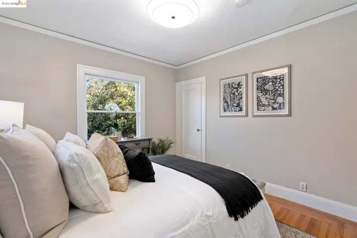 1633 Belvedere Ave, Berkeley, California 94702