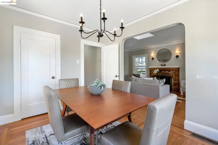 1633 Belvedere Ave, Berkeley, California 94702