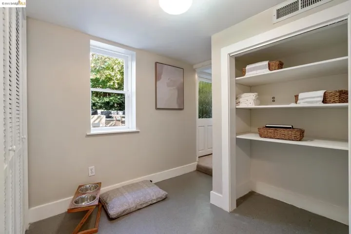 1633 Belvedere Ave, Berkeley, California 94702