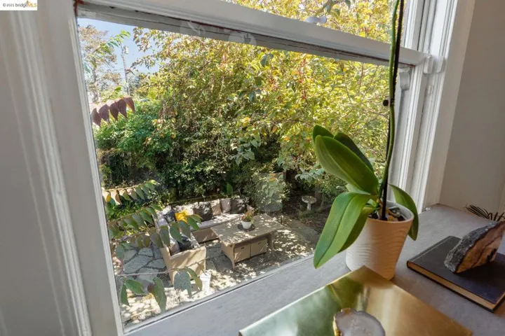 1633 Belvedere Ave, Berkeley, California 94702