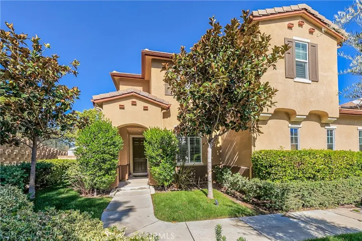 27273 Valderrama Drive, Valencia, California 91381