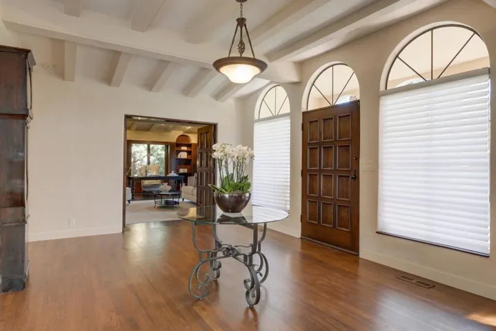 , Los Altos, California 94022