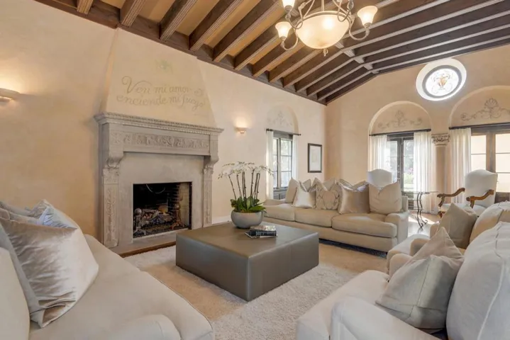 , Los Altos, California 94022