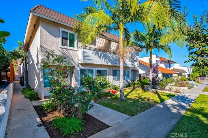 17661 Van Buren Lane A, Huntington Beach, California 92647