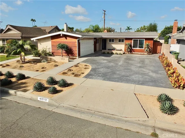 12151 Pine Street, Los Alamitos, California 90720