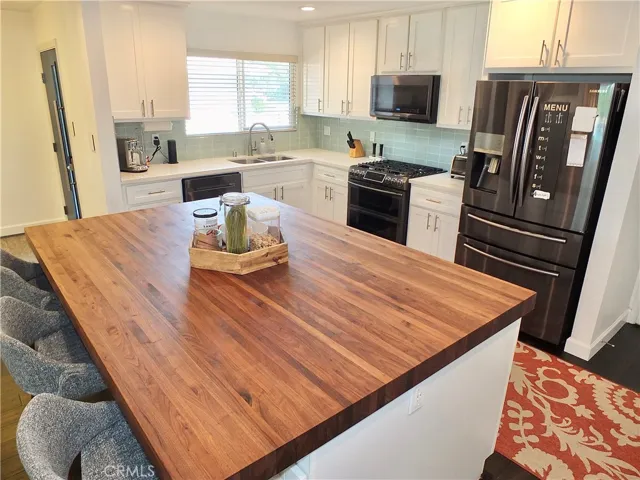 12151 Pine Street, Los Alamitos, California 90720
