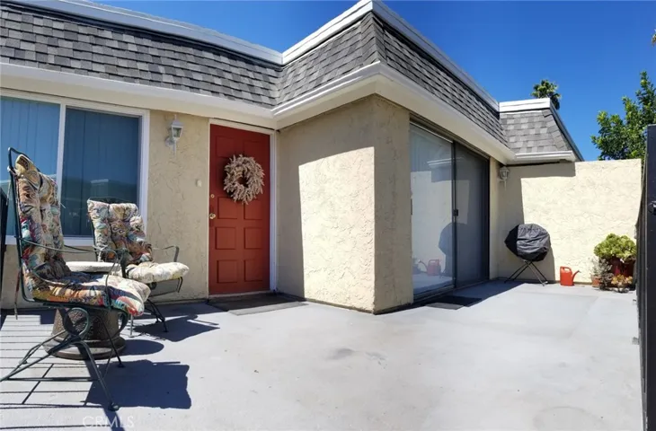 1214 Mariposa Court, Vista, California 92084