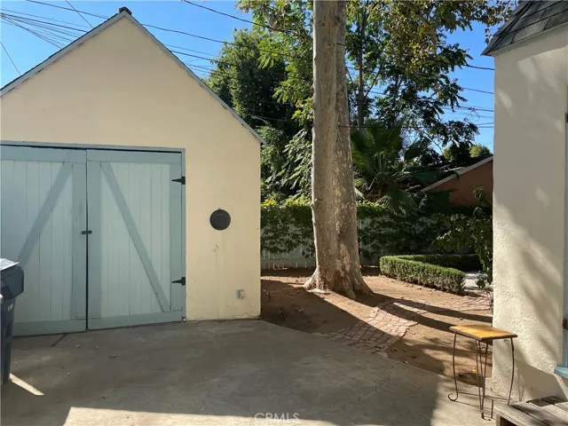 316 Normandie Court, Redlands, California 92373