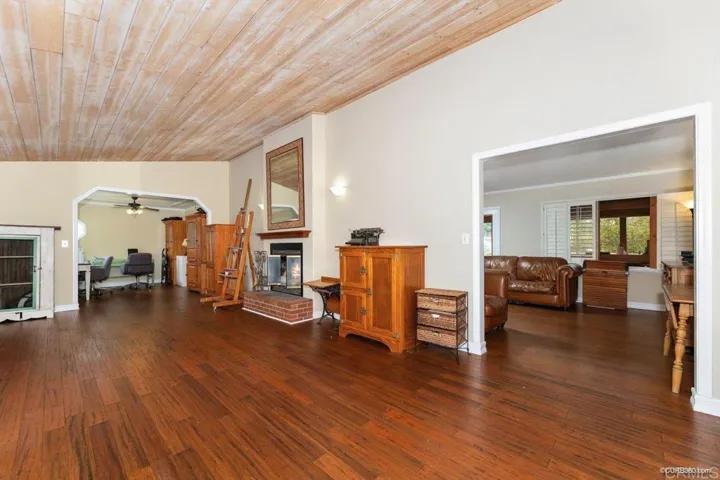 227 Emilia Lane, Fallbrook, California 92028