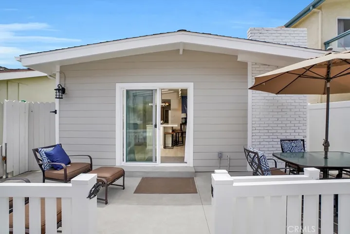 114 42nd Street, Newport Beach, California 92663