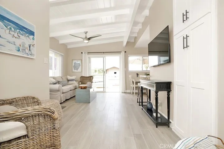 114 42nd Street, Newport Beach, California 92663
