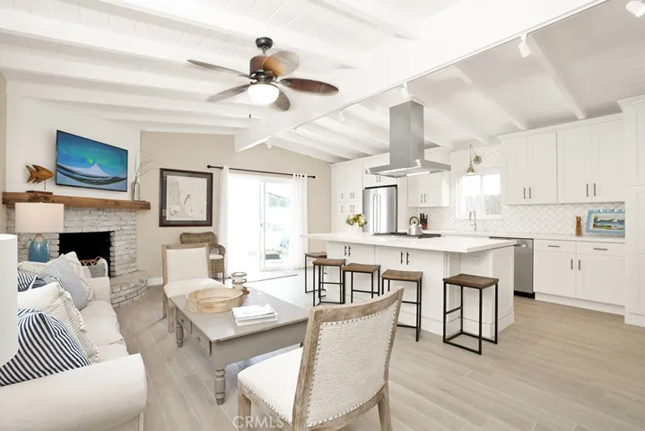 114 42nd Street, Newport Beach, California 92663