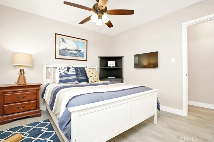 114 42nd Street, Newport Beach, California 92663