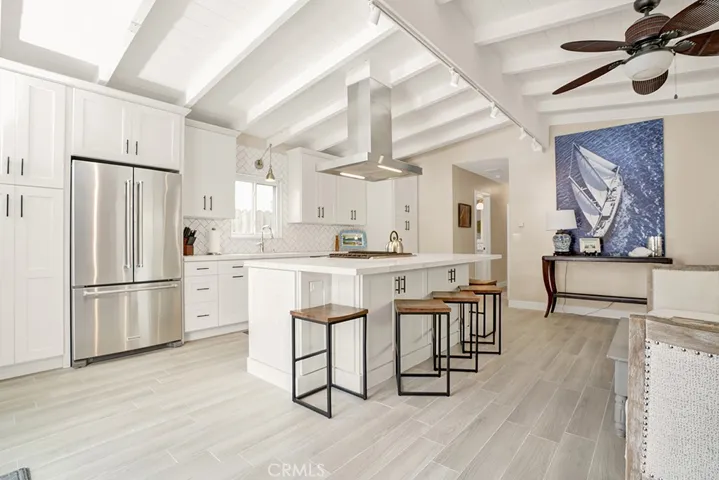 114 42nd Street, Newport Beach, California 92663
