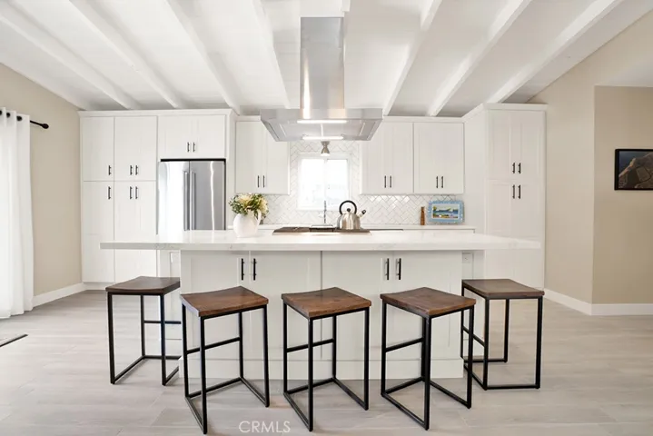 114 42nd Street, Newport Beach, California 92663