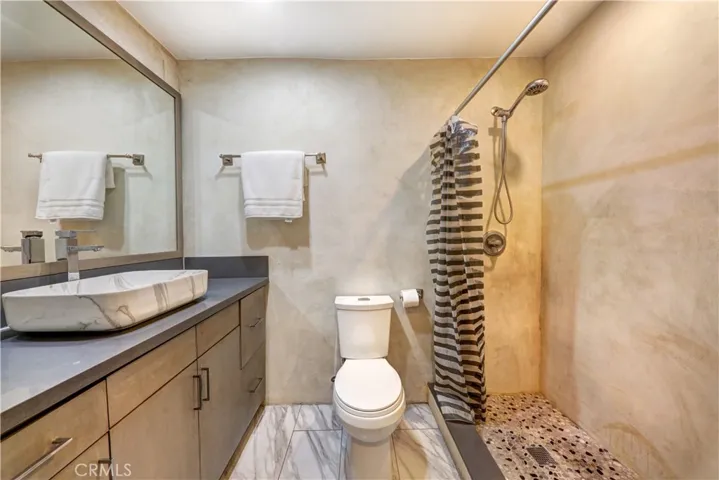 3/4 Bath