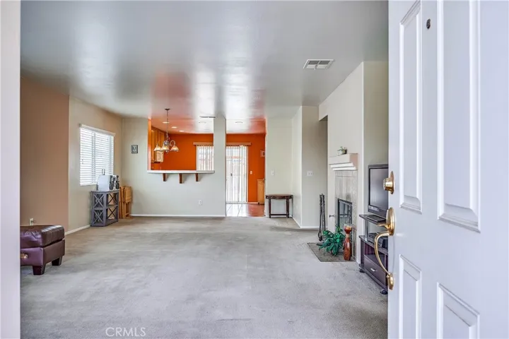 13713 Ashmont Street, Victorville, California 92392