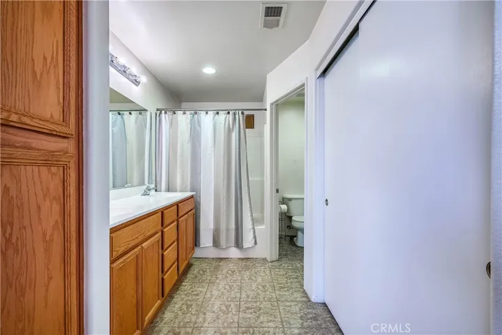 13713 Ashmont Street, Victorville, California 92392