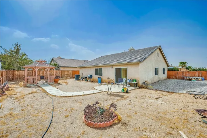 13713 Ashmont Street, Victorville, California 92392