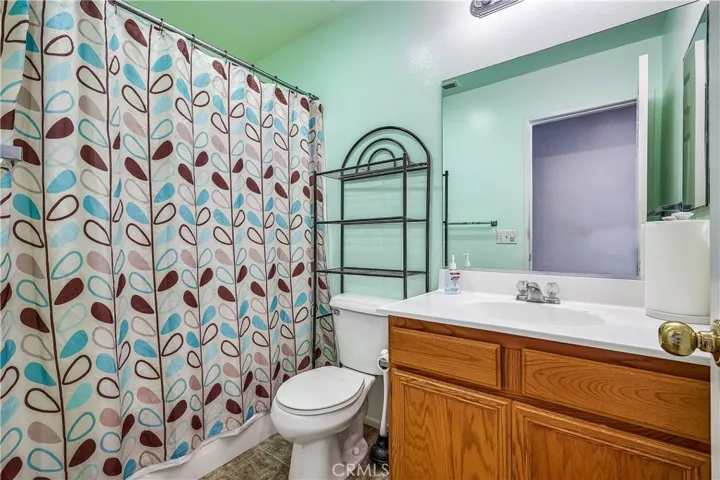 13713 Ashmont Street, Victorville, California 92392