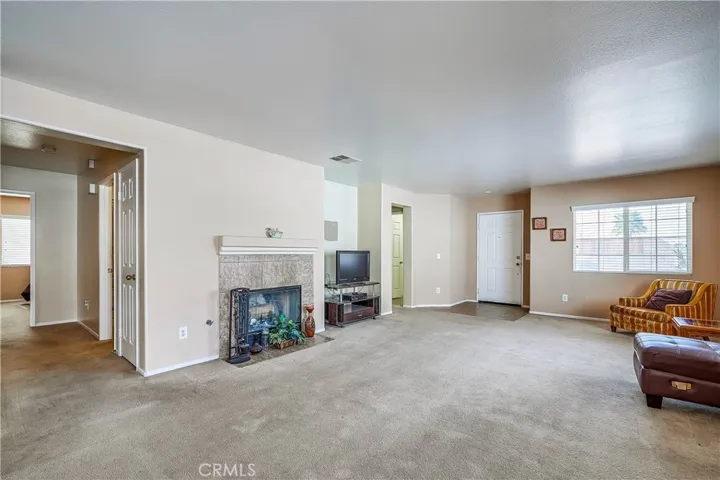 13713 Ashmont Street, Victorville, California 92392