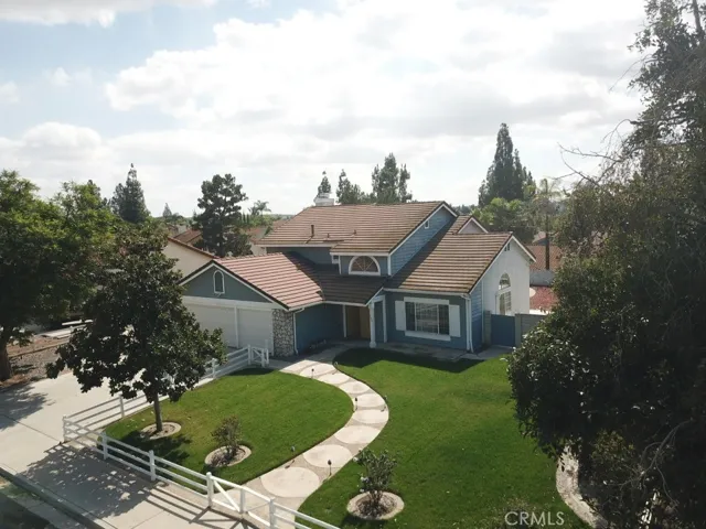 229 Cottonwood Avenue, Riverside, California 92506