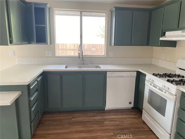 9892 Forest Court, Adelanto, California 92301